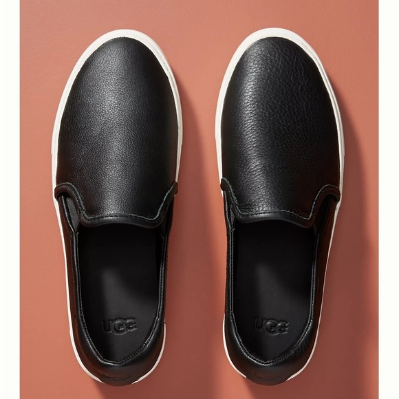 UGG Jass  Black Slip-On Sneakers - Picture 1 of 9
